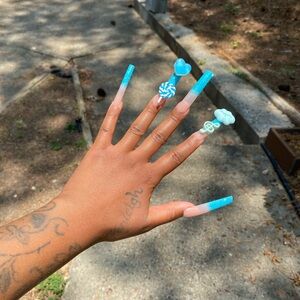 Xl Press ons with 3d Gems